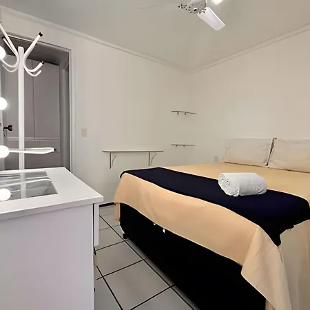 Apartamento Ape Beira-mar: Wifi, Piscina, Garagem E Local Top! *